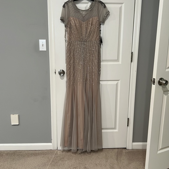 Adrianna Papell Champagne Gold Sequin Striped Sheath Evening Dress